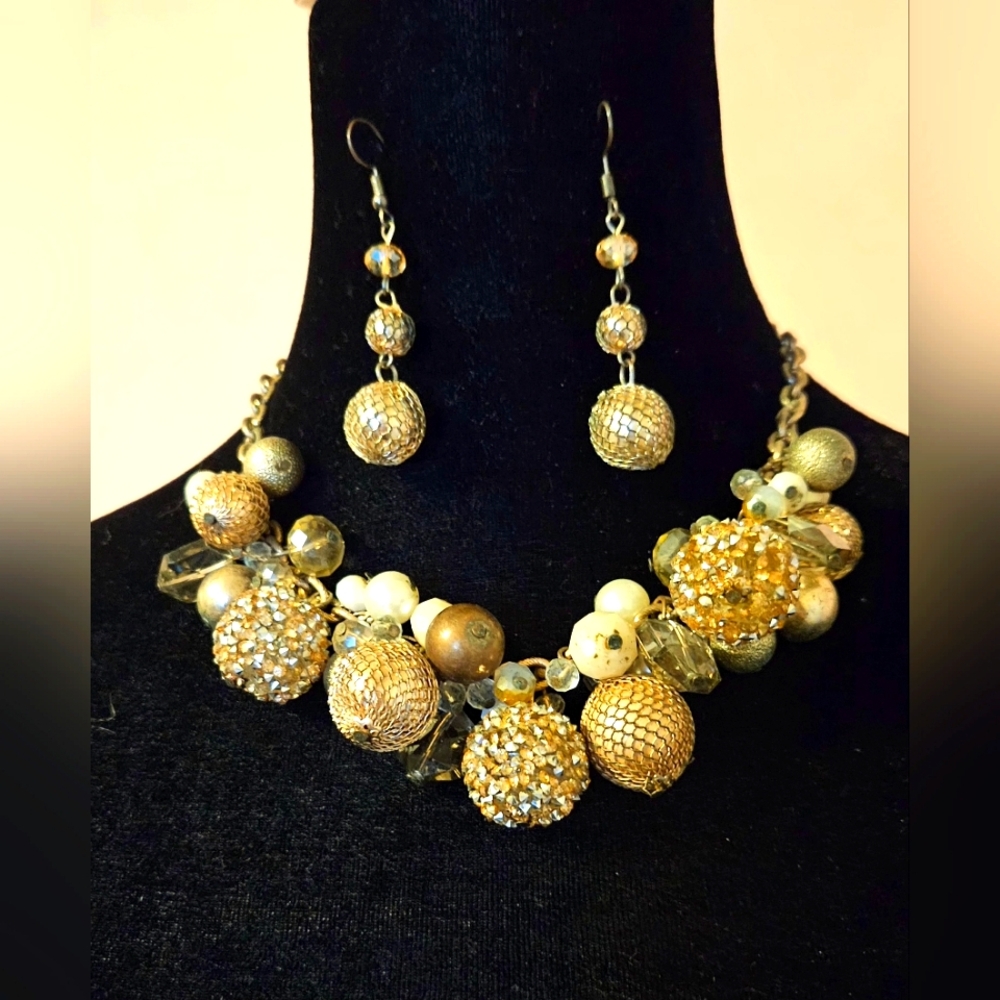 Gold Statement Chunky Cluster Necklace & Dangle Earrings Set